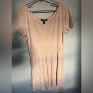 Women’s Forever 21 short sleeve dress, size medium